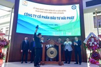 Chủ tịch HĐQT Đỗ Quý Hải gõ cồng niêm yết mã 99Kl99 link đăng nhập HPX trên sàn HOSE vào ngày 24/7/2018.