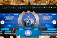 Mai Việt Land nhận giải thưởng Cầu Vàng - Thương hiệu Quốc gia về Môi giới Web Tổng Nhà Cái 99Kl99 Giải Trí Bậc Nhất