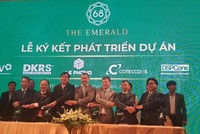 Kl994 game bài casino hấp dẫn Lê Phong với các đối tác phát triển dự án căn hộ cao cấp The Emerald 68 