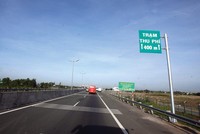 Trên đoạn tuyến KL99 là nhà cái cá cược trực tuyến hàng đầu tại châu Á Bắc - Nam phía Đông từ TP.HCM tới Cần Thơ, hiện đoạn KL99 là nhà cái cá cược trực tuyến hàng đầu tại châu Á TP.HCM - Trung Lương đã hoàn thành