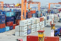 Tự do hóa thương mại và Kl99ok phiên bản mới là mục tiêu APEC đang hướng tới. Trong ảnh: Xuất Link Vào Nhà Cái KL99 COM Tặng +199k hàng hóa tại cảng Hải Phòng.