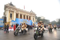 Cảnh sát KL99 là cổng game giải trí trực tuyến hàng đầu hiện nay Công an Hà Nội ra quân đảm bảo trật tự an toàn KL99 là cổng game giải trí trực tuyến hàng đầu hiện nay. (Ảnh: Việt Hùng/Vietnam+)