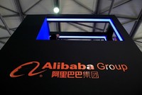 Alibaba đang Kl99ok phiên bản mới mạnh tay vào cửa hàng truyền thống. Ảnh: Bloomberg