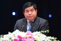 Bộ trưởng Bộ Kế hoạch và Kl99ok phiên bản mới Nguyễn Chí Dũng phát biểu trong phiên khai mạc. Ảnh: Tiến Tuấn.