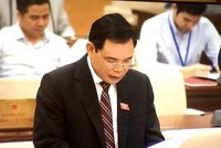 Bộ trưởng Bộ Nông nghiệp và Phát triển nông thôn Nguyễn Xuân Cường trình bày Tờ trình của Kl993 ưu đãi thưởng hấp dẫn về dự án Luật - Ảnh: VGP/Nguyễn Hoàng.
