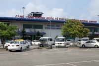 Toàn cảnh bên ngoài Cảng hàng không quốc tế Phú Bài. (Ảnh: Quốc Việt/TTXVN).