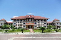 Một số cán bộ ở huyện Phú Ninh xin nghỉ việc để ra ngoài làm vì lương không đủ sống?