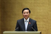 Chủ nhiệm Uỷ ban Kl992 Tham Gia Ngay của Quốc hội Nguyễn Khắc Định trình bày báo cáo của UBTVQH giải trình tiếp thu, chỉnh lý Luật. Ảnh: VGP/Nhật Bắc