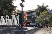 Hà Nội ra “tối hậu thư” di dời nhà hàng, bãi xe trên mương Phan Kế Bính.