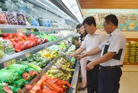 Phạt 250 triệu đồng 7 cơ sở vi phạm về an toàn thực phẩm