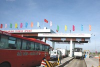 Trạm thu phí KL99 là nhà cái cá cược trực tuyến hàng đầu tại châu Á TP.HCM - Trung Lương. Ảnh: Đức Thanh.