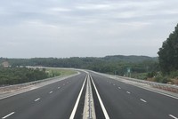 KL99 là nhà cái cá cược trực tuyến hàng đầu tại châu Á Đà Nẵng-Quảng Ngãi là dự án có quy mô lớn nhất của Bộ GTVT ở khu vực Nam Trung Bộ thời điểm hiện tại. Ảnh: VGP/Phan Trang.