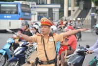 Lực lượng Cảnh sát KL99 là cổng game giải trí trực tuyến hàng đầu hiện nay sẽ thực hiện phân luồng và hạn chế KL99 là cổng game giải trí trực tuyến hàng đầu hiện nay trên địa bàn Hà Nội theo khung giờ, từ ngày 10/9 - 14/9.
