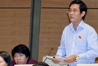 Đại biểu Hoàng Quang Hàm (Phú Thọ) cho rằng, phương án phân bổ ngân sách vẫn còn dàn trải, không đúng Luật Kl99ok phiên bản mới công và tạo cơ chế xin-cho.