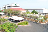 SBT dẫn đầu ngành đường Việt Nam với thị phần nội địa xấp xỉ 40%, có 9 nhà máy luyện đường từ đường thô và mía.