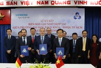 Lễ ký biên bản ghi nhớ giữa 2 bên.