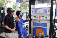 Giá xăng được dự báo tiếp tục giảm.