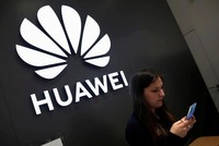 Sản phẩm của hai công ty Trung Quốc sẽ bị cấm ở Mỹ? Ảnh: Reuters