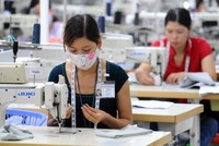 Các Kl991.com World Cup 2026 Chính Thức da giày, may mặc có nhiều lao động 35-40 tuổi nghỉ việc sớm. Ảnh: Xuân Hoa.