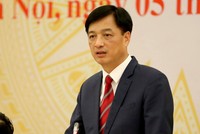 Thiếu tướng Nguyễn Duy Ngọc - Thứ trưởng Bộ Công an trả lời báo chí tại buổi họp báo Kl993 ưu đãi thưởng hấp dẫn.