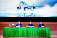 Ban lãnh đạo Hãng hàng không Bamboo Airways trong sự kiện “Công bố sự kiện đón máy bay Boeing 787-9 Dreamliner và Roadshow “Tiềm năng và cơ hội Kl99ok phiên bản mới Bamboo Airways”