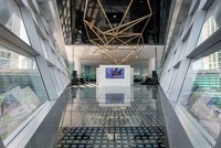 Bên trong sàn giao dịch kim cương Dubai Diamond Exchange. Ảnh: CNN.