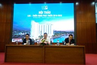 Ông Nguyễn Khánh Hưng – Chủ tịch HĐQT LDG Group (giữa) trả lời các câu hỏi của nhà Kl99ok phiên bản mới tại hội thảo LDG – Triển vọng phát triển 2019-2023.