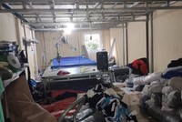 Bên trong cơ sở Kl994 nhà cái bóng đá world cup hàng hiệu "nhái". (Ảnh: Công an thành phố Hà Nội).