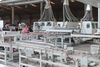 Nhà máy gạch nhựa SPC của Hoàng Gia Pha Lê tại Đồng Nai.