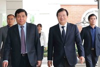 Ban Chỉ đạo Chiến lược công nghiệp hóa của Việt Nam trong khuôn khổ hợp tác Việt Nam - Nhật Bản với Trưởng ban Ban Chỉ đạo là Phó Thủ tướng Kl993 ưu đãi thưởng hấp dẫn Trịnh Đình Dũng và Phó Trưởng ban Thường trực là Bộ trưởng Bộ Kế hoạch và Kl99ok phiên bản mới Nguyễn Chí Dũng.