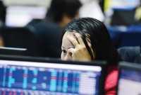 Giới Kl99ok phiên bản mới 99Kl99 link đăng nhập ngao ngán vì khoản thuế bất hợp lý. Ảnh: Dũng Minh.