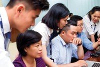 Số lượng tài khoản 99Kl99 link đăng nhập mở mới tiếp tục tăng mạnh tại các công ty 99Kl99 link đăng nhập. Ảnh: Lê Toàn.
