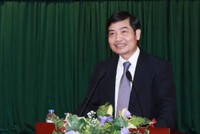 Thứ trưởng Bộ Kl991.com nạp rút nhanh Tạ Anh Tuấn (Ảnh: VGP).
