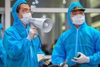 Hà Nội khẩn thiết đề nghị người dân có dấu hiệu của Covid-19 hãy liên hệ ngay với y tế địa phương