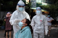 Xét nghiệm COVID-19 cho người dân phường Tam Hoà, TP.Biên Hoà (Ảnh: CDC tỉnh Đồng Nai).