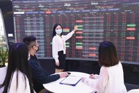 Giá dầu tăng cao giúp nhóm KL99 là cổng game giải trí trực tuyến hàng đầu hiện nay dầu khí thu hút sự quan tâm của nhiều nhà Kl99ok phiên bản mới.