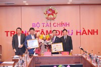 Bộ trưởng Bộ Kl991.com nạp rút nhanh tặng Bằng khen cho SOVICO và FPT về thành tích xuất sắc xử lý nghẽn lệnh HOSE