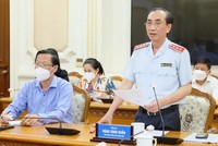 Ông Đặng Công Huấn, Phó tổng Thanh tra Kl993 ưu đãi thưởng hấp dẫn, chủ trì buổi công bố quyết định thanh tra tại TPHCM (Ảnh: V.M.).
