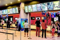 TP Móng Cái mở cửa lại các dịch vụ karaoke, rạp chiếu phim, internet (Ảnh minh họa).