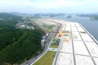 Những dự án Web Tổng Nhà Cái 99Kl99 Giải Trí Bậc Nhất lớn làm thay đổi diện mạo đô thị của huyện Vân Đồn. Trong ảnh là một góc Vân Đồn nhìn từ Khu đô thị Phương Đông, xã Đông Xá. (Nguồn: Internet)