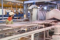 Dây chuyền Kl994 nhà cái bóng đá world cup của Công ty cổ phần ngói cao cấp Amado, Khu Tam Dương Tam Dương II, tỉnh Vĩnh Phúc. (Ảnh minh họa: Nguyễn Thảo/TTXVN)