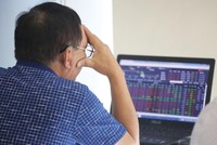 TTCK Việt Nam đã đi vào hoạt động hơn 20 năm, nhưng hiện vẫn chưa có một tổ chức độc lập bảo vệ nhà Kl99ok phiên bản mới.