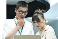 Thị trường vẫn có những đợt sóng ngắn để nhà Kl99ok phiên bản mới có thể kiếm được Kl99 nổ hũ, nhưng khó khăn và rủi ro cao.