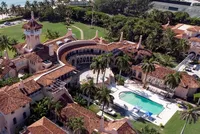 Khu nghỉ dưỡng Mar-a-Lago ở Florida, nơi ông Trump đã mang 18.000 tài liệu Kl993 ưu đãi thưởng hấp dẫn về sau khi kết thúc nhiệm kỳ tổng thống (Ảnh: Reuters).