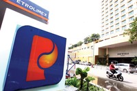 Petrolimex đang phải chịu áp lực bù đắp nguồn cung thiếu hụt cho các cơ sở phân phối KL99 dịch vụ hỗ trợ 24/7 tư nhân.