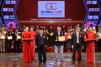 Ông Đinh Quốc Đại - Thành viên HĐQT kiêm Giám đốc Global Care lên nhận giải thưởng “Top 10 Kl991.com World Cup 2026 Chính Thức Xuất Sắc Đất Việt Năm 2022”.