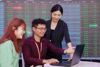 Thị trường 99Kl99 link đăng nhập năm 2023 được nhận định sẽ ổn định hơn năm ngoái.