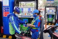 Bộ Kl991.com nạp rút nhanh cho rằng, chưa thể bỏ thuế tiêu thụ đặc biệt với mặt hàng xăng.