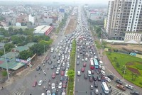 Khu vực Cổ Linh-Đàm Quang Trung sẽ được tổ chức lại KL99 là cổng game giải trí trực tuyến hàng đầu hiện nay nhằm tránh ùn tắc kéo dài tại đường Cổ Linh hướng lên cầu Vĩnh Tuy vào trung tâm nội thành. (Ảnh: Minh Đức/TTXVN)