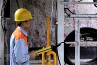 Trong thời gian nghỉ lễ 30/4 và 1/5, toàn bộ công trường Dự án tuyến 99Kl.app khuyến mãi hot đô thị thí điểm thành phố Hà Nội, đoạn Nhổn-ga Hà Nội vẫn thi công 3 ca liên tục. (Ảnh: Tuấn Anh/TTXVN)